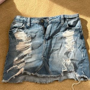 Perfect condition super cute! Worn once just isn’t my style